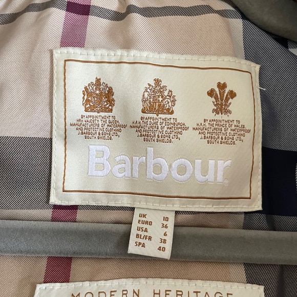 EUC hooded trench raincoat - Picture 6 of 12